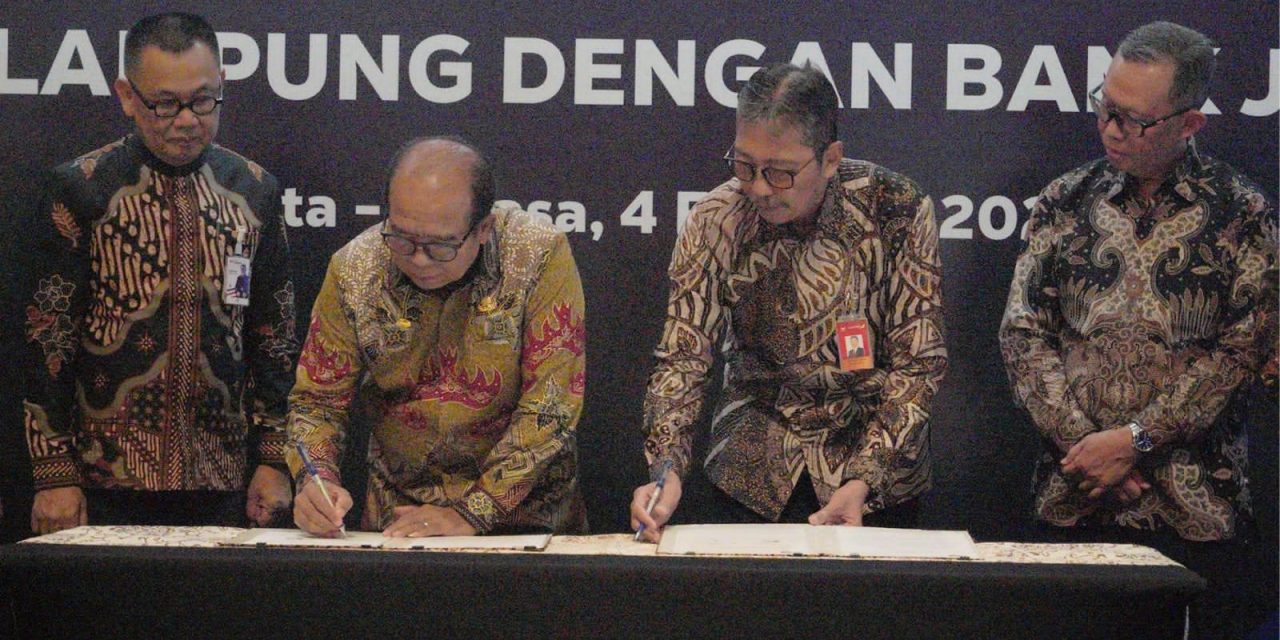 Bank Lampung Teken Addendum Shareholder Agreement dengan Bank Jatim