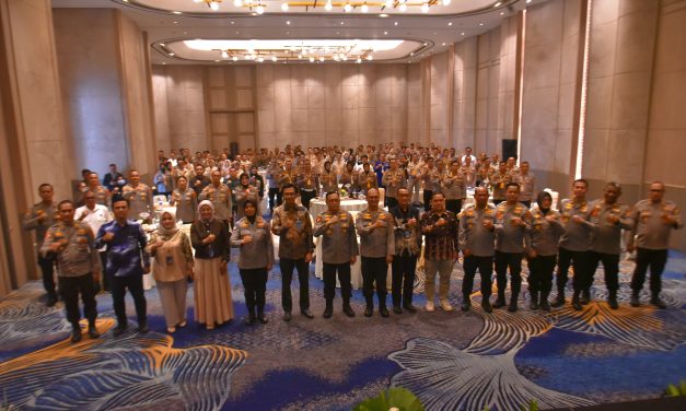 Polda Lampung Gelar Rakernis Fungsi Keuangan T.A. 2025 dan Beri Apresiasi Satker Berprestasi