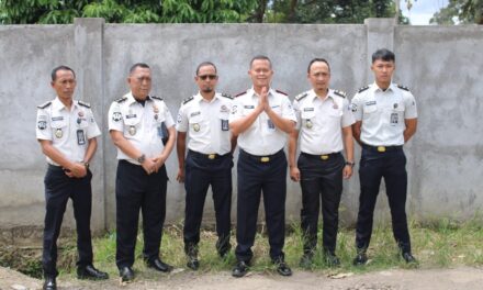 Permudah Akses Masyarakat dengan Perbaiki Jalan, Lapas Kotaagung Laksanakan ‘Korve’ 